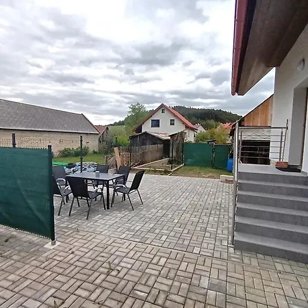 Mengsdorf Feriehus Mengusovce